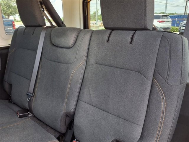 Used 2024 Jeep Wrangler Sport S image 9
