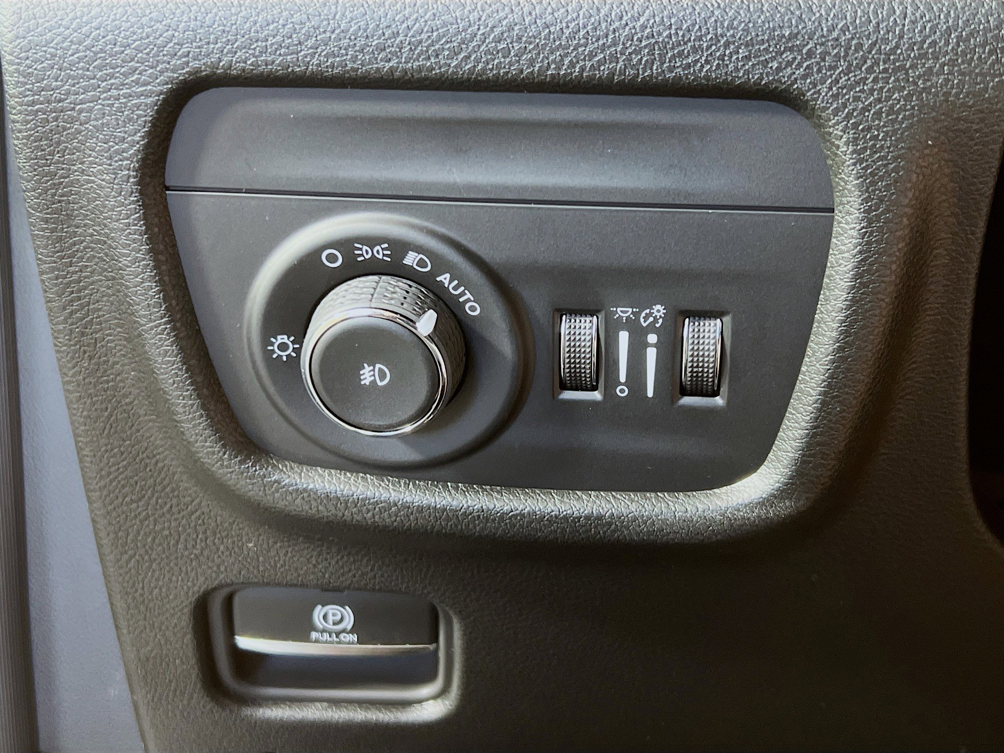 New 2025 Jeep Grand Cherokee Limited image 14