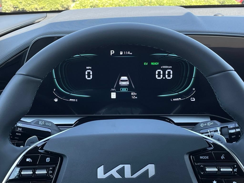 New 2026 Kia Niro EX FWD image 15