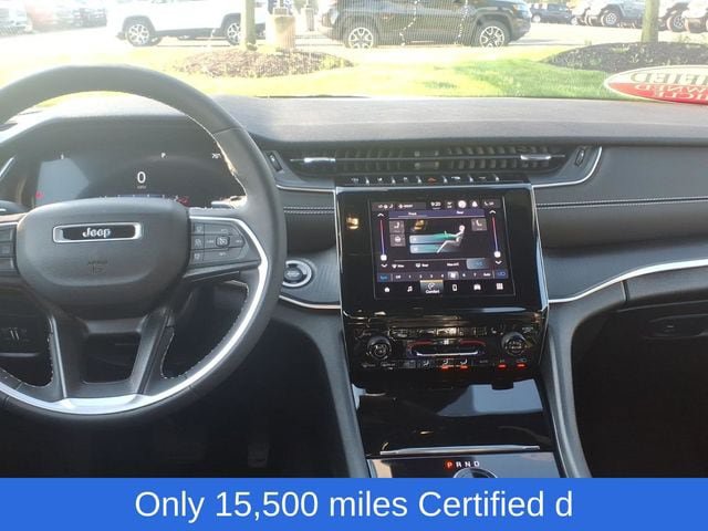 Certified 2023 Jeep Grand Cherokee L Laredo AWD/4WD image 11