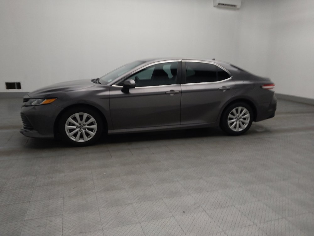 Used 2019 Toyota Camry LE FWD image 2
