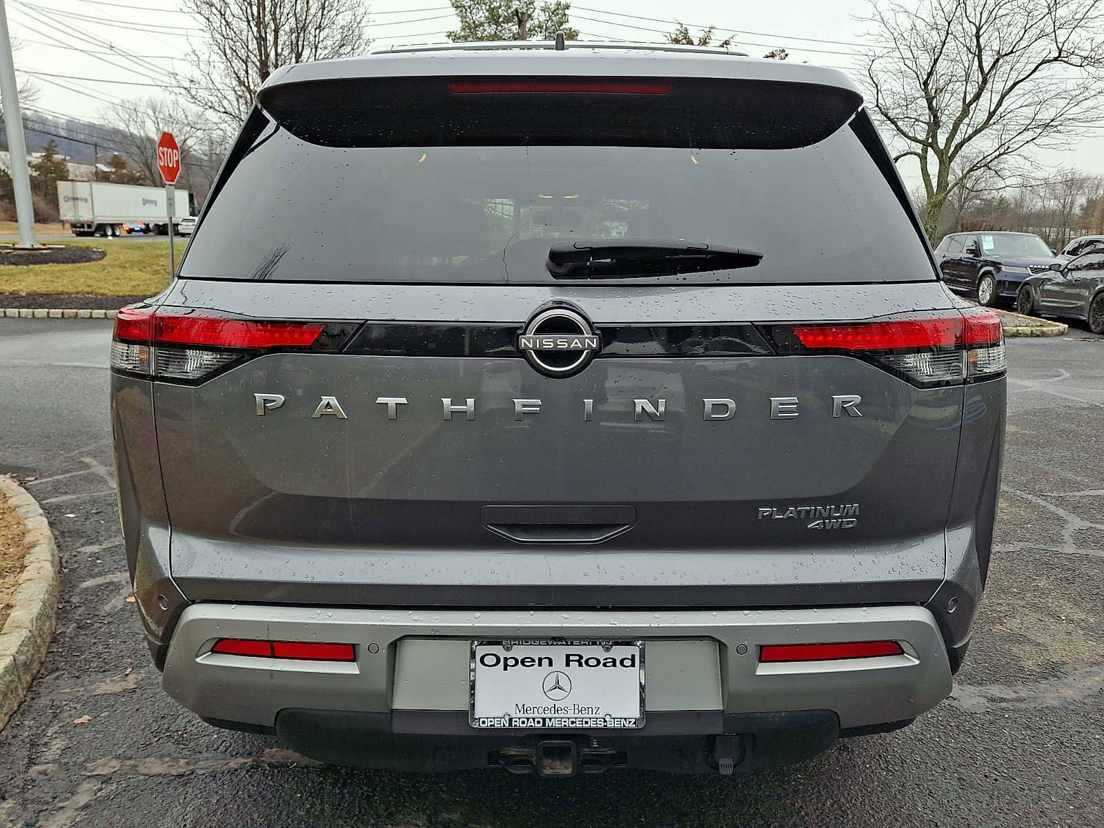 Used 2022 Nissan Pathfinder Platinum AWD/4WD image 5