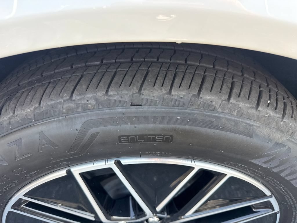 Used 2025 Ford Mustang Mach-E Premium AWD/4WD image 21