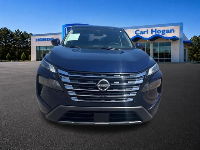 Used 2024 Nissan Rogue SV FWD image 6