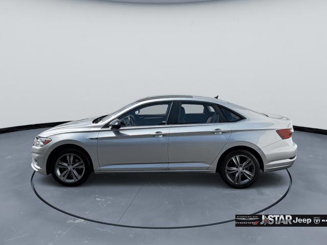 Used 2019 Volkswagen Jetta R-Line w/ R-Line Cold Weather Package FWD image 8