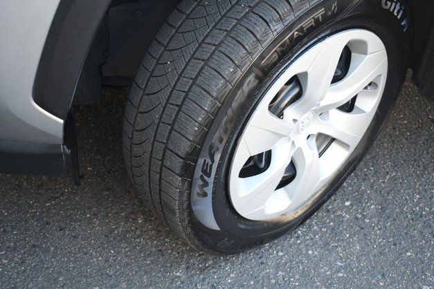 Certified 2024 Toyota RAV4 LE AWD/4WD image 11
