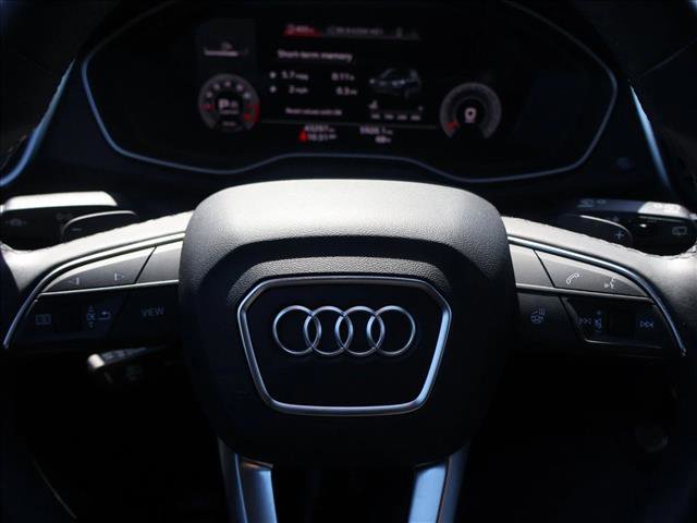 Used 2023 Audi Q5 2.0T Premium Plus AWD/4WD image 16