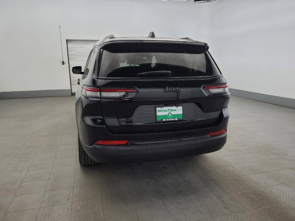 Used 2023 Jeep Grand Cherokee L Laredo image 6