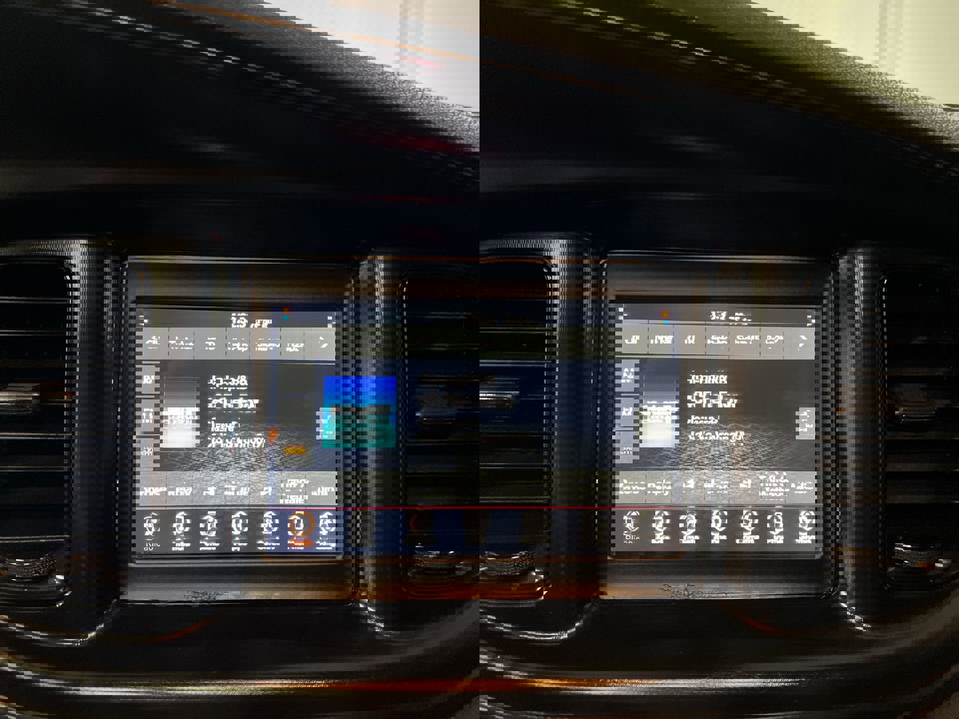 Used 2021 Dodge Charger SXT w/ Blacktop Package image 80