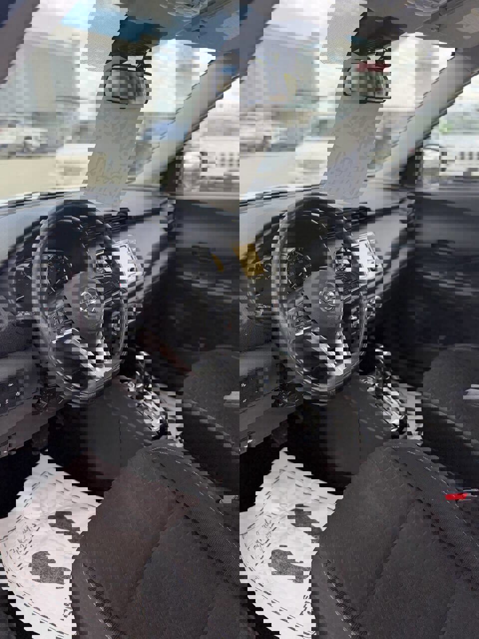 Used 2021 Nissan Kicks S FWD image 9