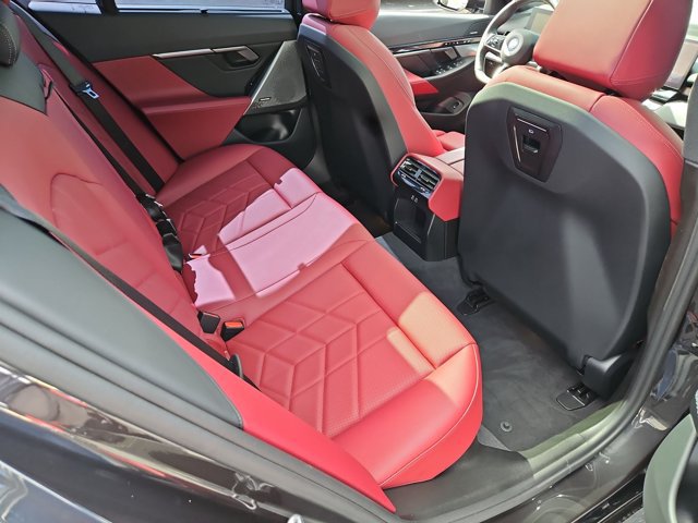 Certified 2024 BMW i5 eDrive40i w/ Executive Package RWD image 22