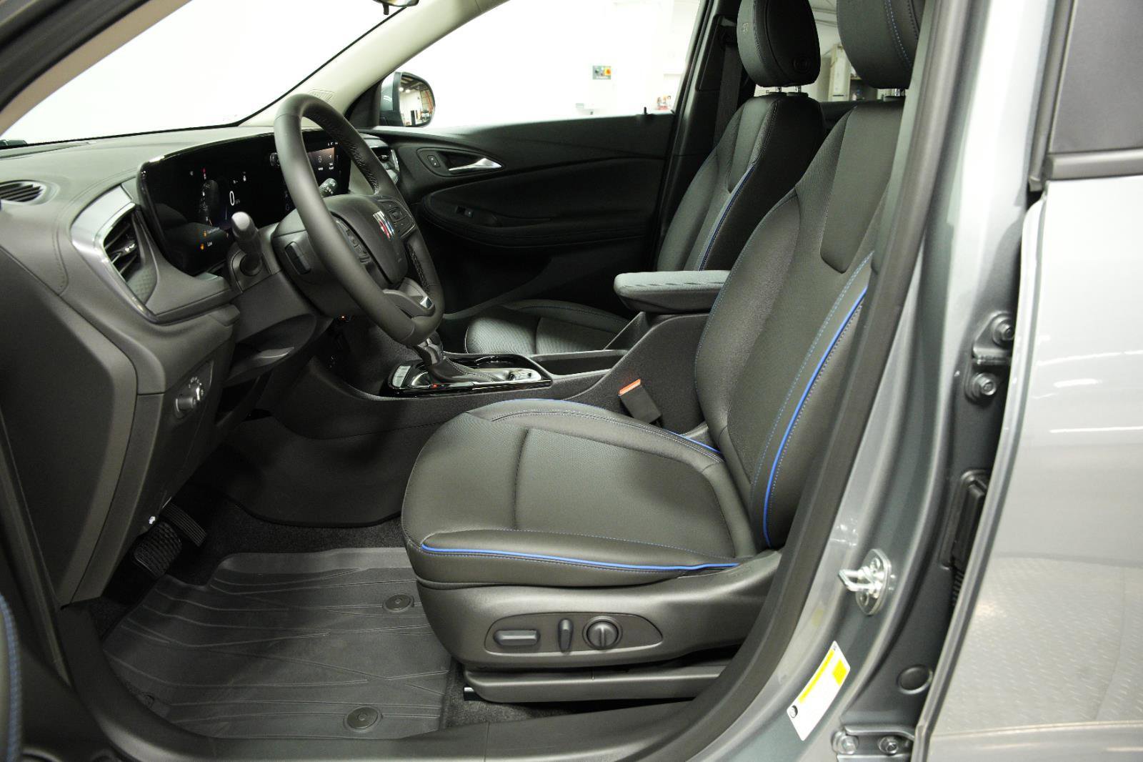 New 2026 Buick Encore GX Sport Touring w/ Comfort Package image 25