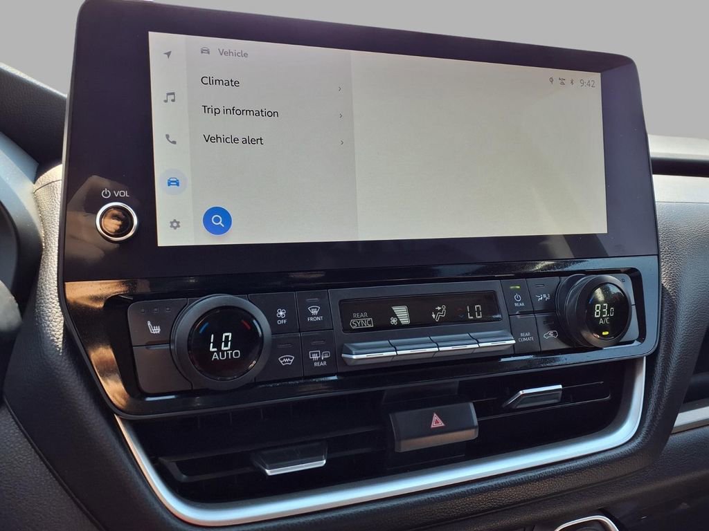 Used 2025 Toyota Grand Highlander AWD image 7