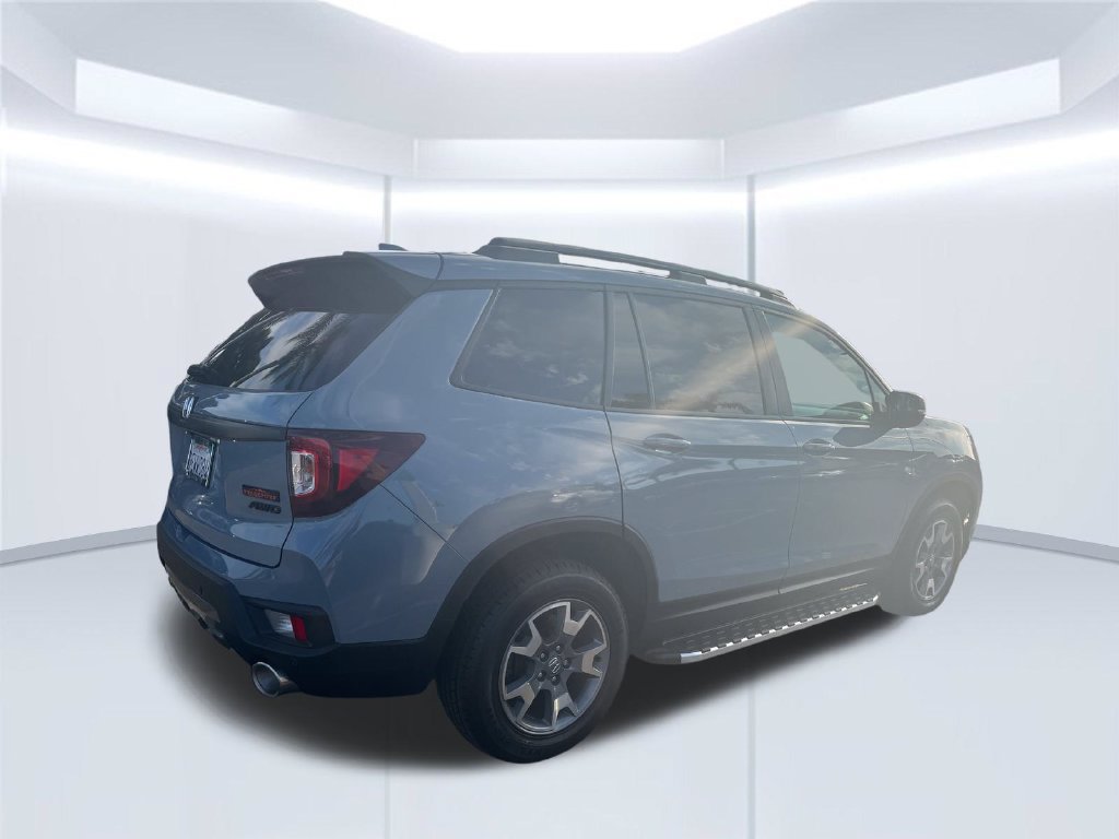 Used 2023 Honda Passport TrailSport image 5