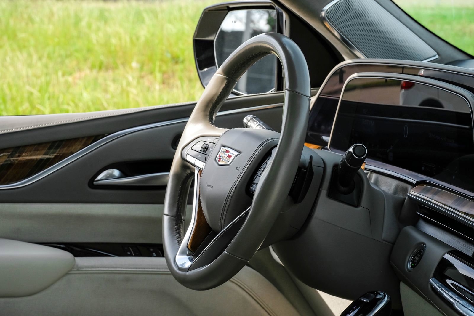 Used 2021 Cadillac Escalade Sport Platinum AWD/4WD image 16