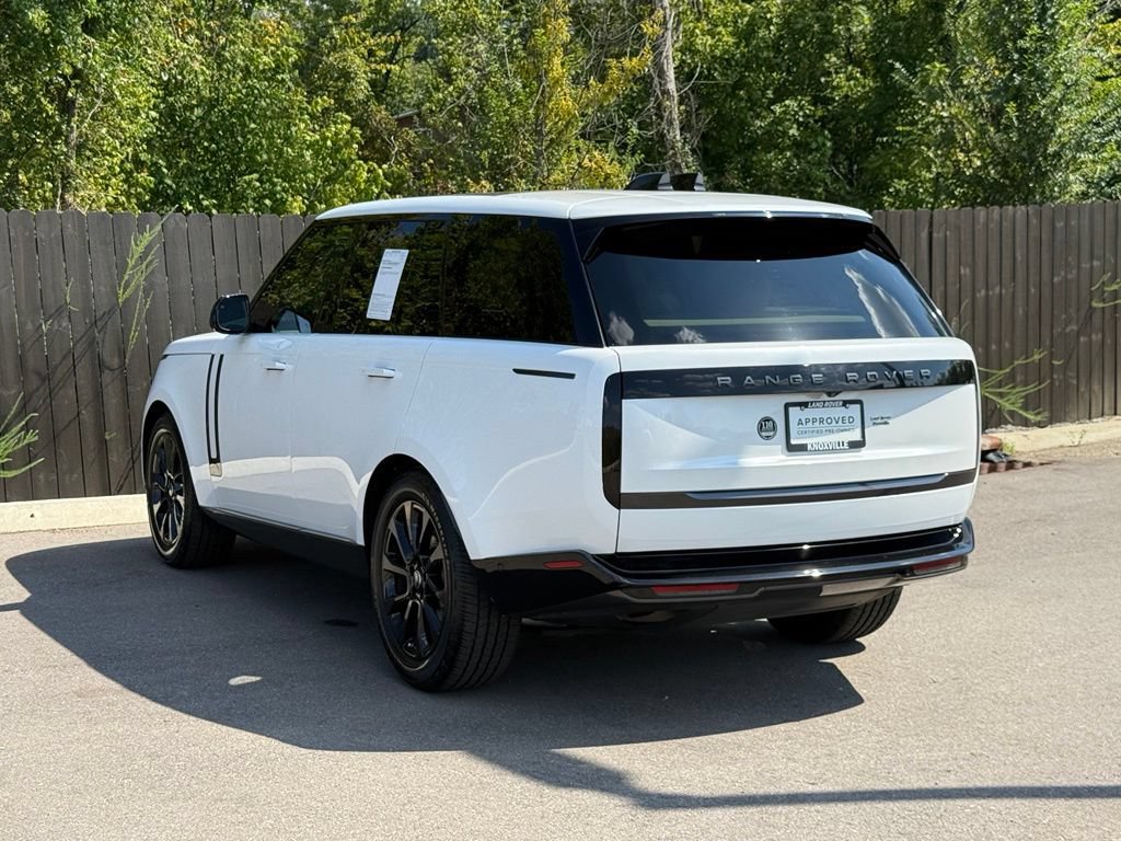 Certified 2024 Land Rover Range Rover SE AWD/4WD image 3