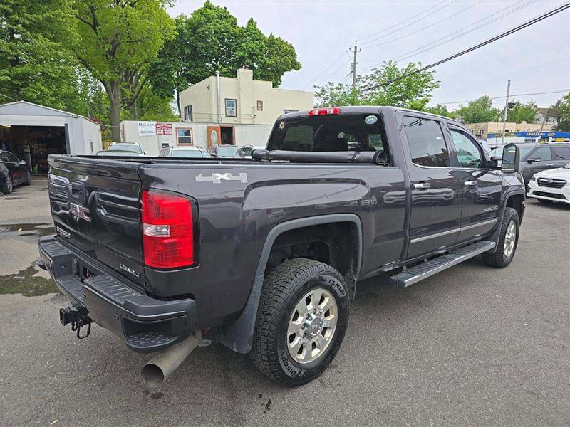 Used 2015 GMC Sierra 2500 Denali w/ Duramax Plus Package AWD/4WD image 3