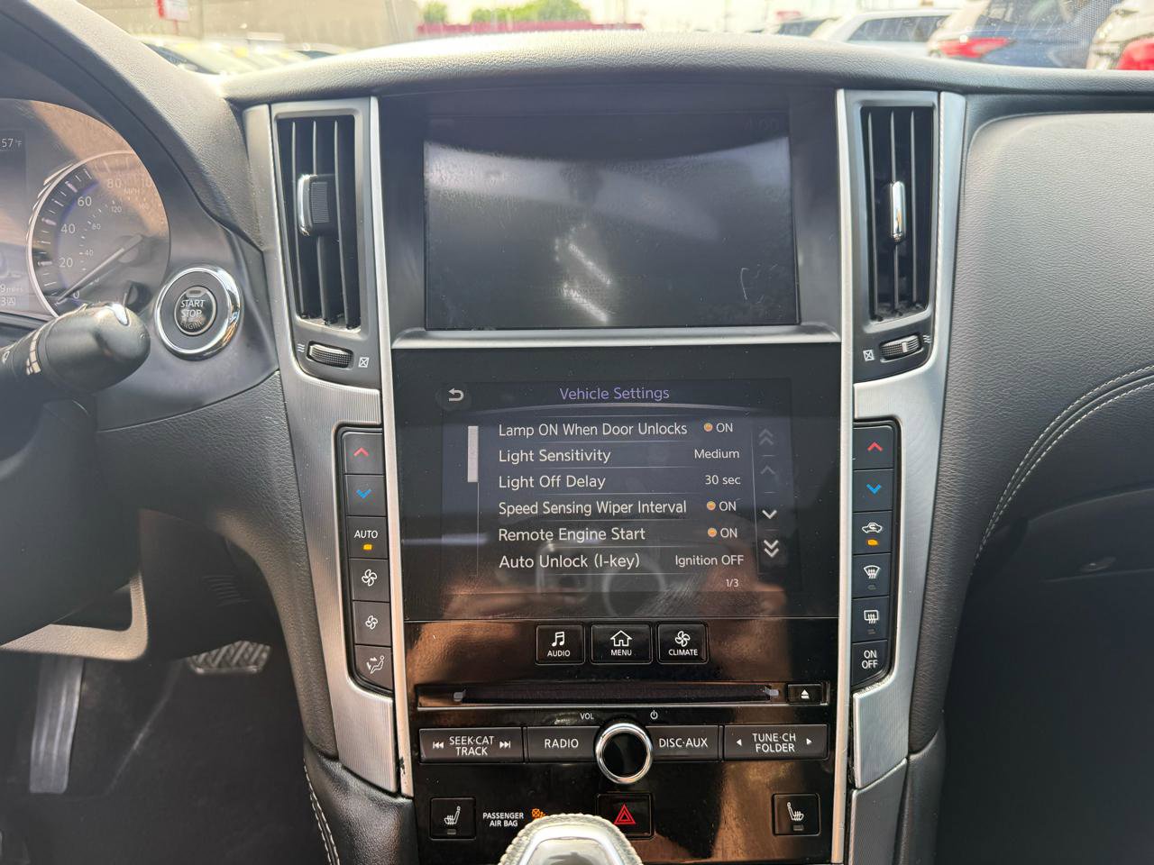 Used 2018 INFINITI Q60 3.0t Luxe w/ Sensory Package 3.0T Luxe RWD image 18