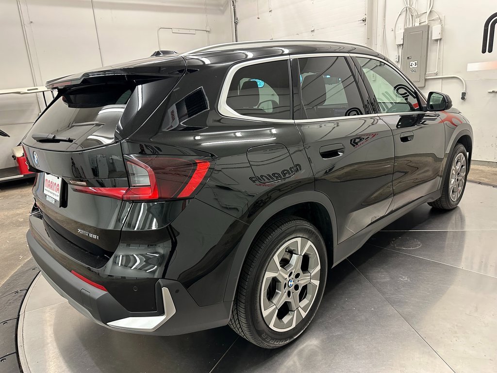 Used 2023 BMW X1 xDrive28i image 16