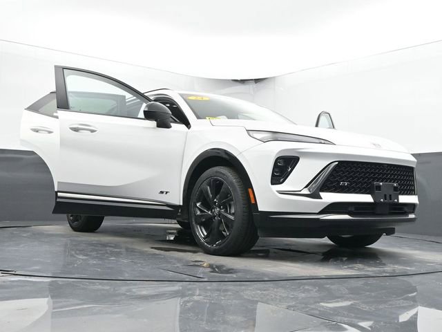 Used 2024 Buick Envision Sport Touring image 60