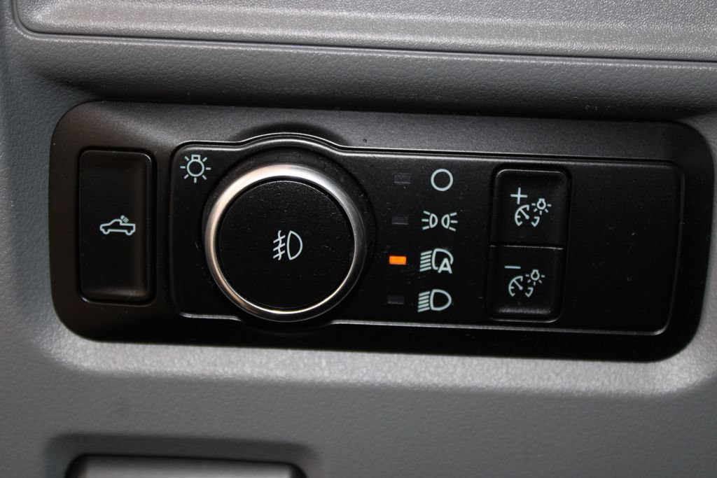 Used 2023 Ford F150 XLT AWD/4WD image 45
