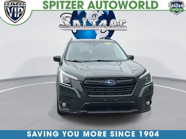 Used 2024 Subaru Forester Premium AWD/4WD image 3