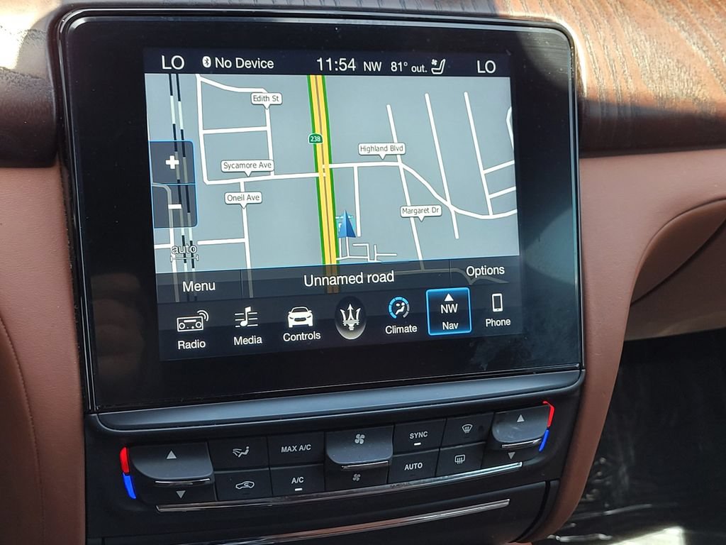 Used 2018 Maserati Quattroporte S GranLusso RWD image 17