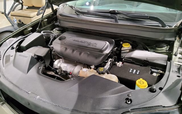 Used 2021 Jeep Cherokee Latitude AWD/4WD image 27