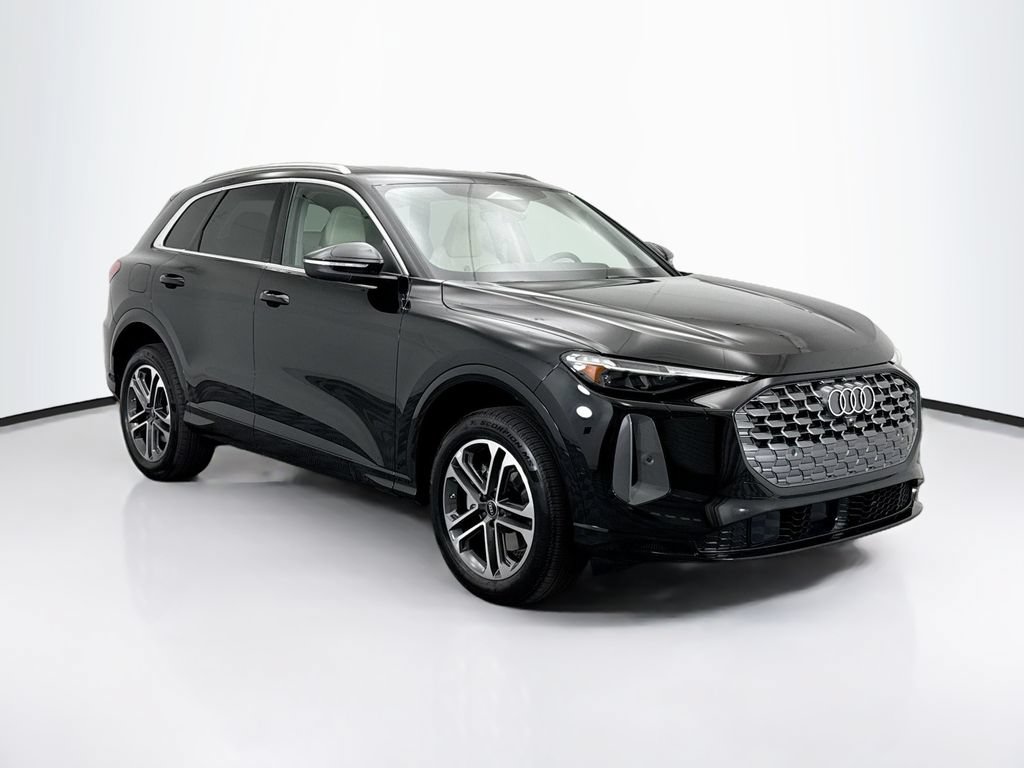 Certified 2025 Audi Q5 Premium Plus w/ Premium Plus AWD/4WD image 4