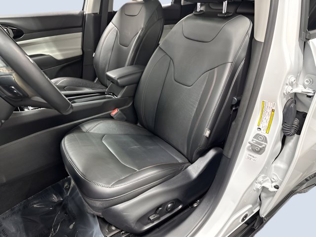 Used 2022 Jeep Compass Limited w/ Elite Group AWD/4WD image 28