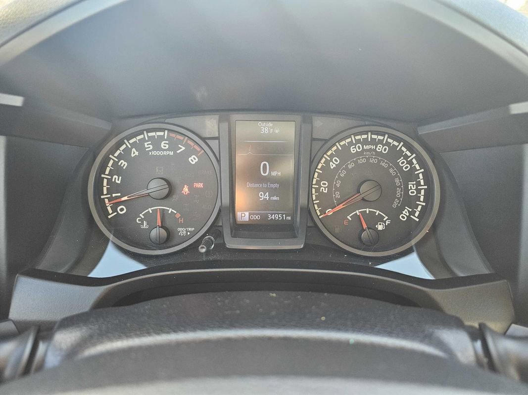 Used 2019 Toyota Tacoma SR w/ SR Convenience Package image 15