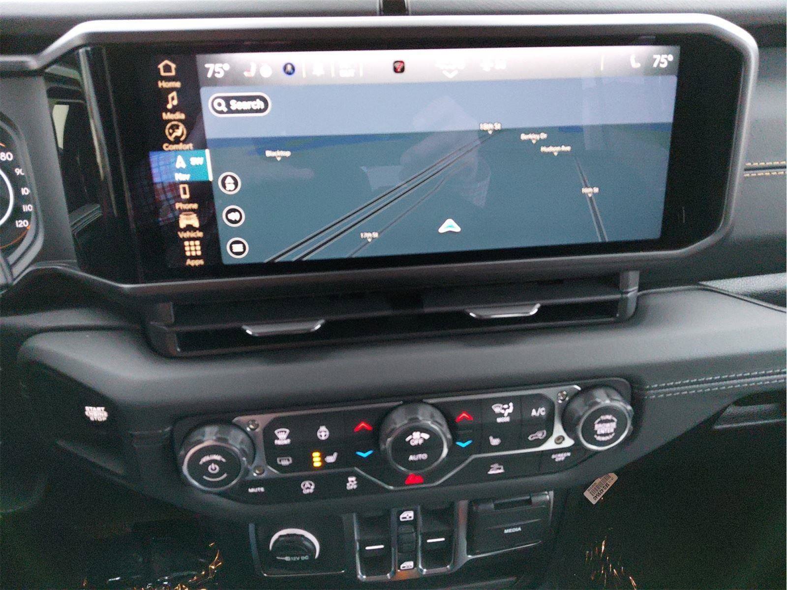 New 2026 Jeep Wrangler Sahara w/ Technology Group image 35