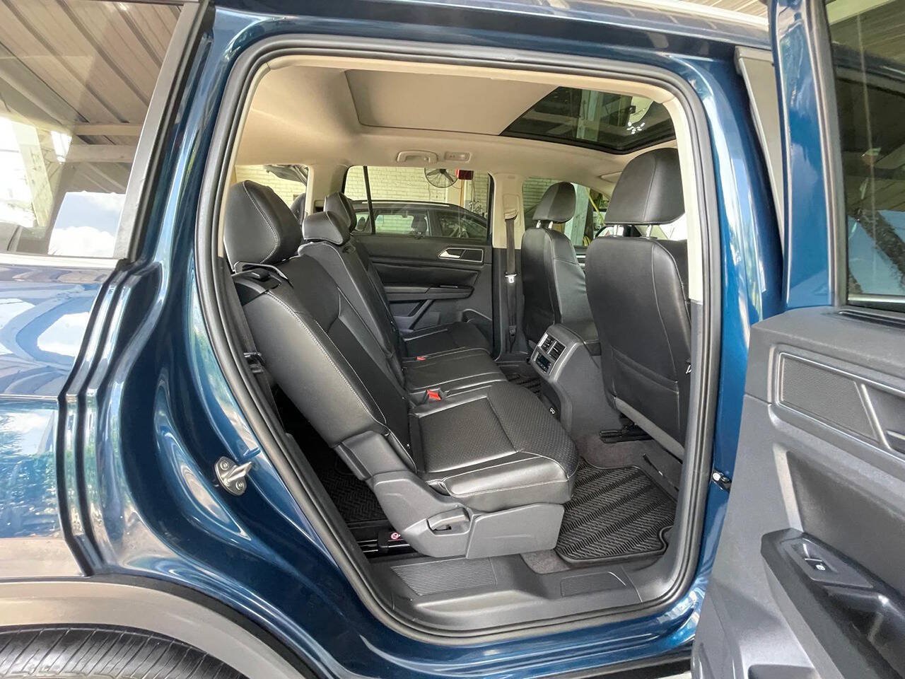 Used 2019 Volkswagen Atlas SEL FWD image 15