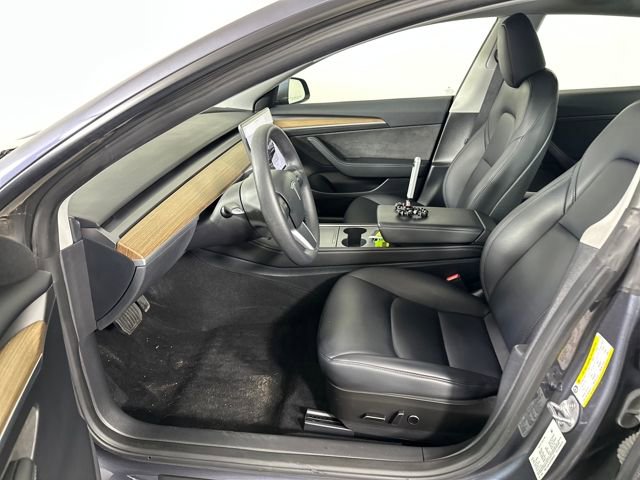 Used 2023 Tesla Model 3 Standard Range image 11