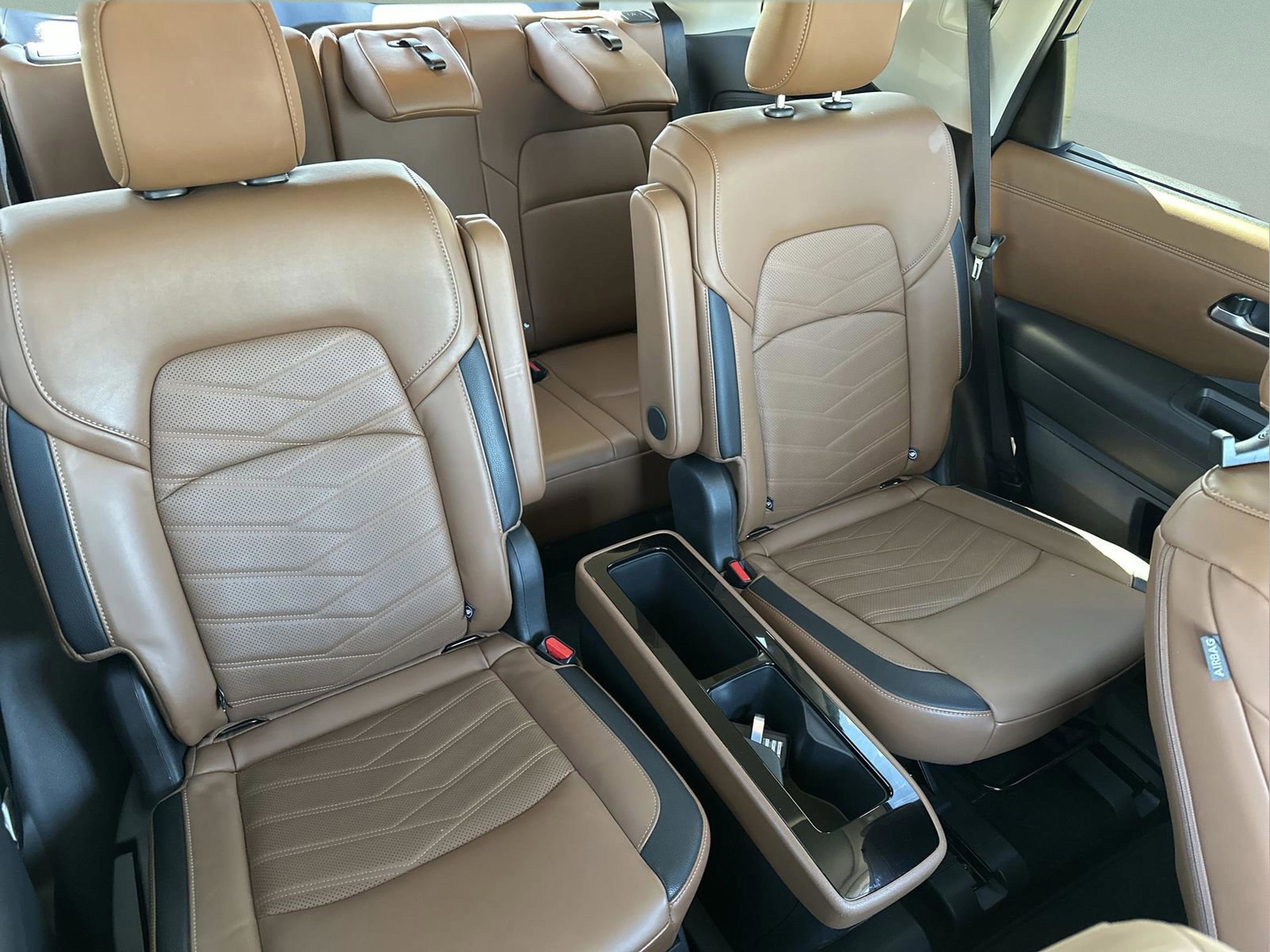 Used 2024 Nissan Pathfinder Platinum image 22