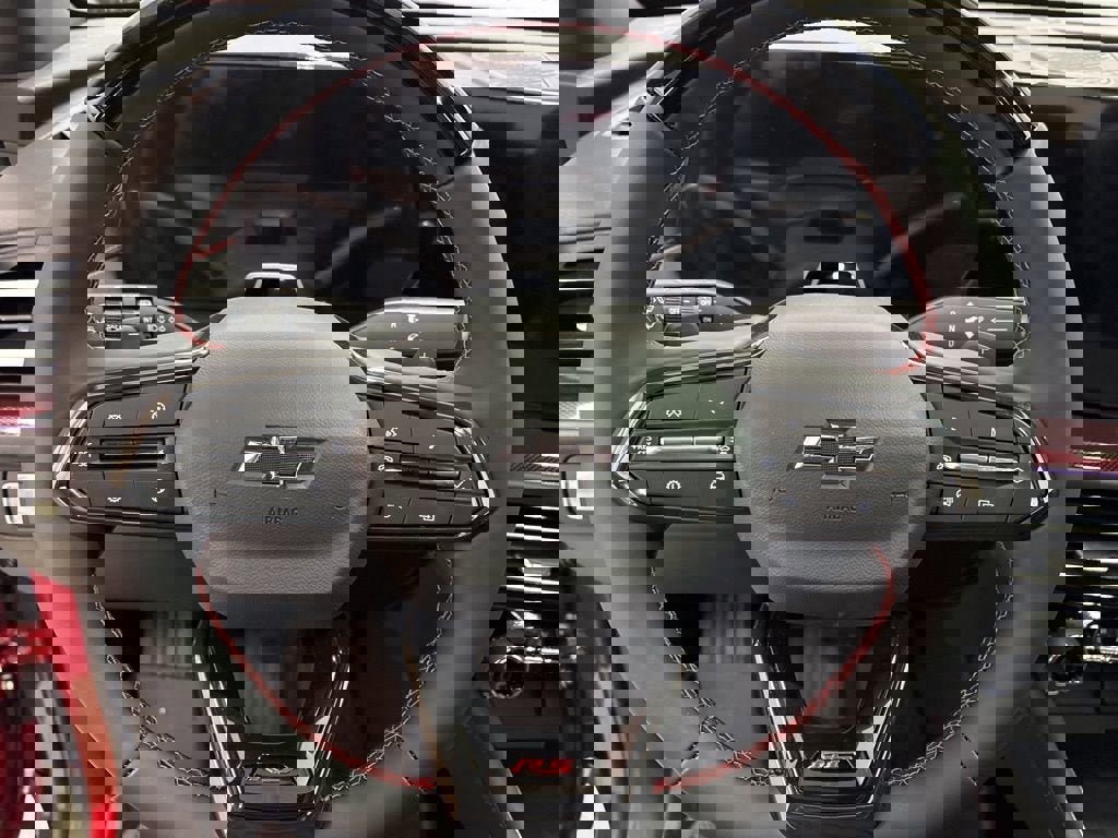 New 2026 Chevrolet Traverse RS w/ LPO, Floor Liner Package image 23