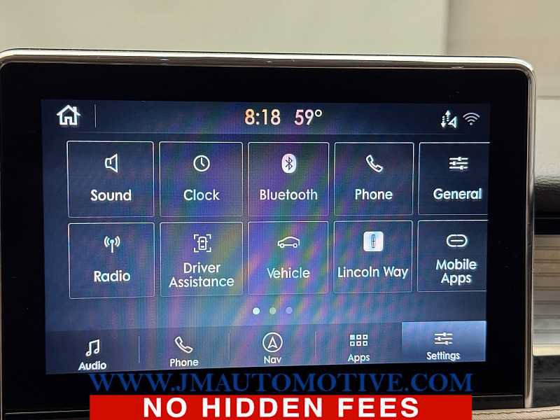 Used 2022 Lincoln Corsair AWD w/ Premium Package image 28