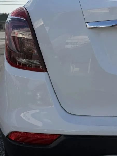 Used 2020 Buick Encore Preferred FWD image 11