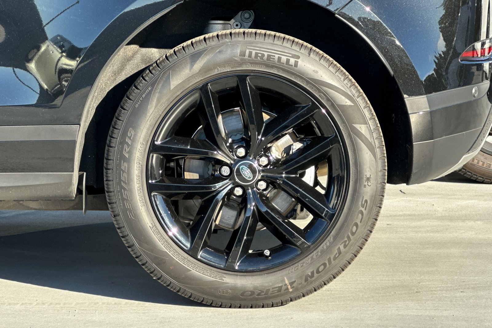 Used 2026 Land Rover Range Rover Evoque S image 13