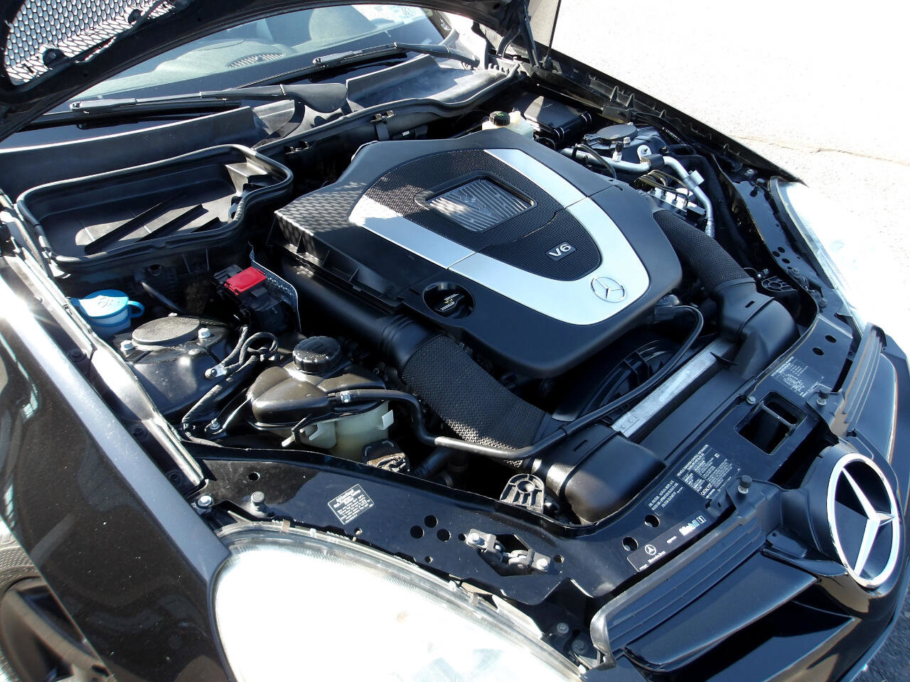 Used 2005 Mercedes-Benz SLK 350 image 24