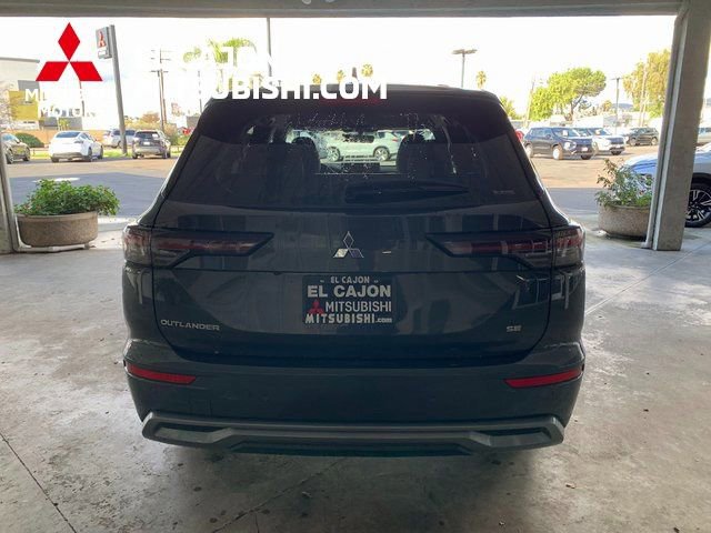 New 2026 Mitsubishi Outlander SE AWD/4WD image 4