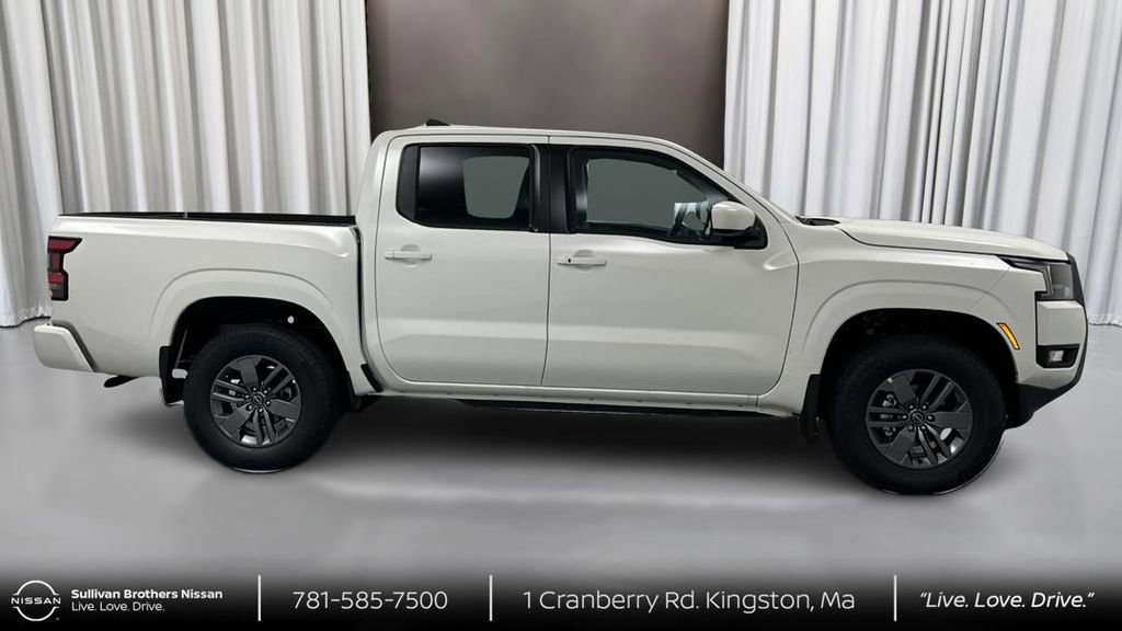Used 2025 Nissan Frontier SV w/ SV Convenience Package image 4
