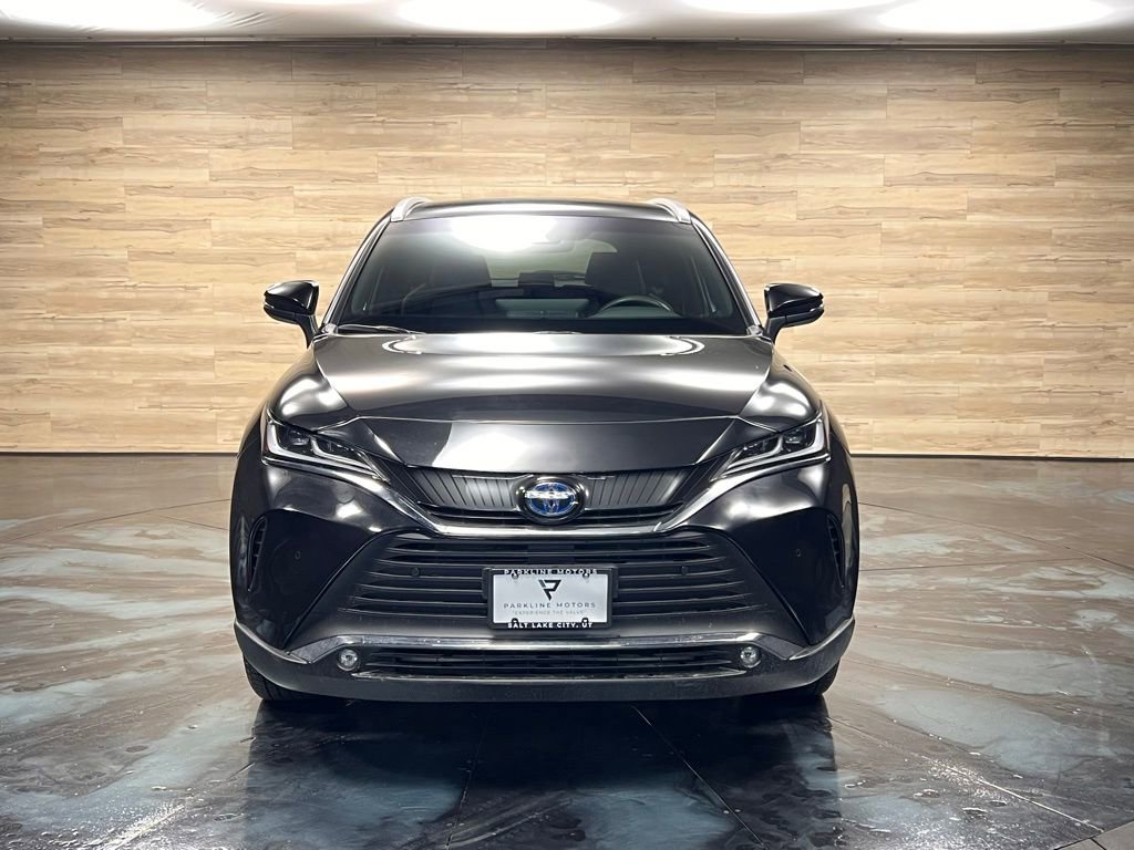 Used 2024 Toyota Venza XLE AWD/4WD image 7