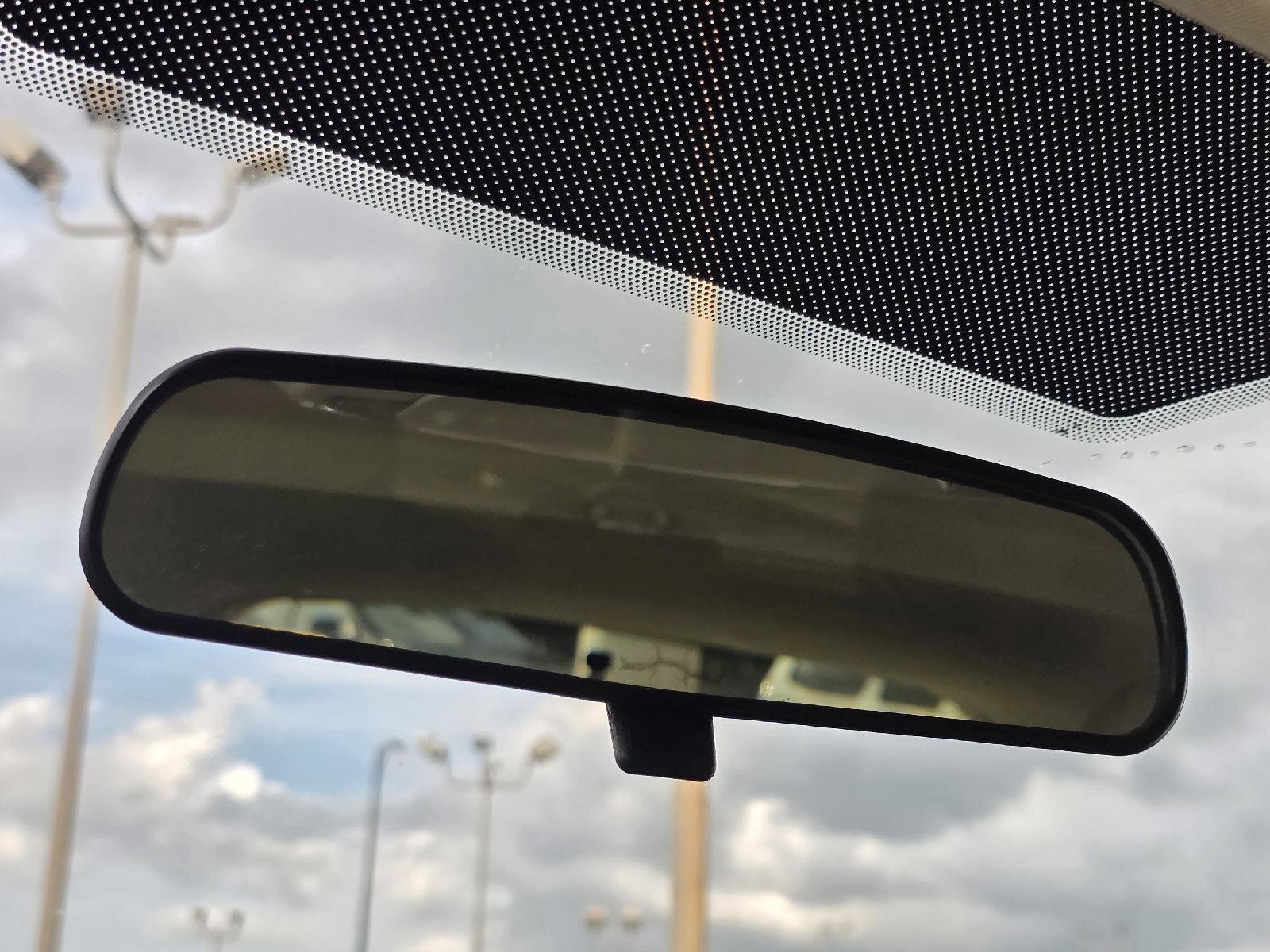 Used 2018 Ford Focus Titanium FWD image 22
