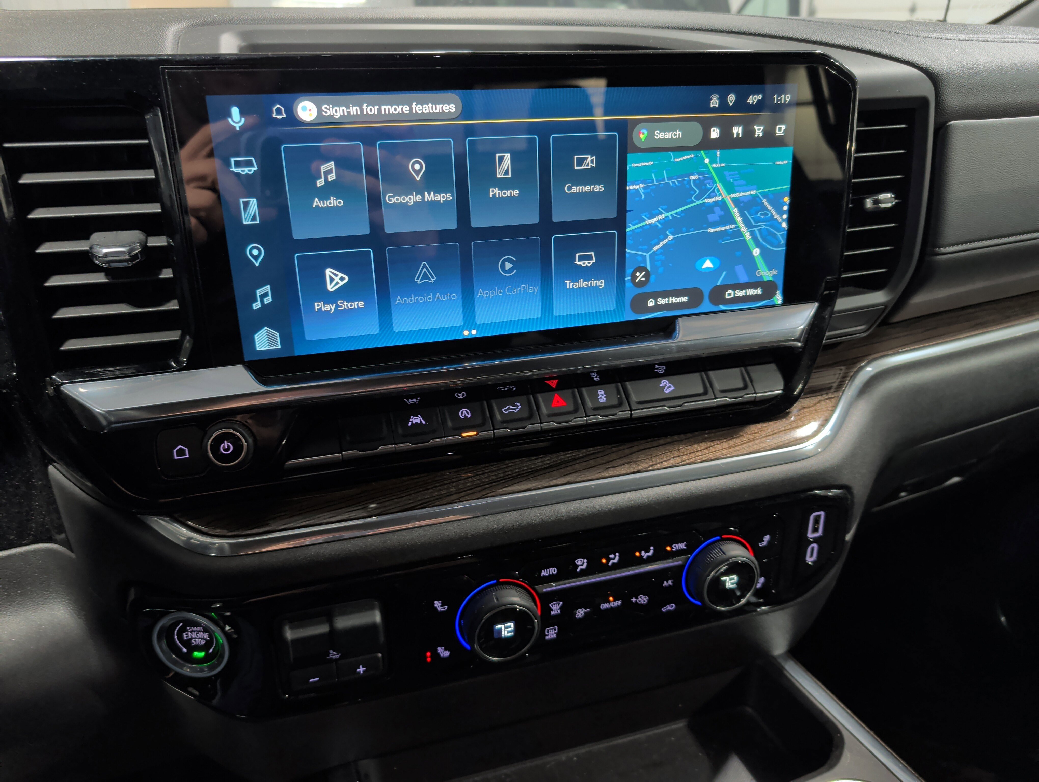 Used 2025 Chevrolet Silverado 1500 LT Trail Boss w/ Convenience Package II image 11