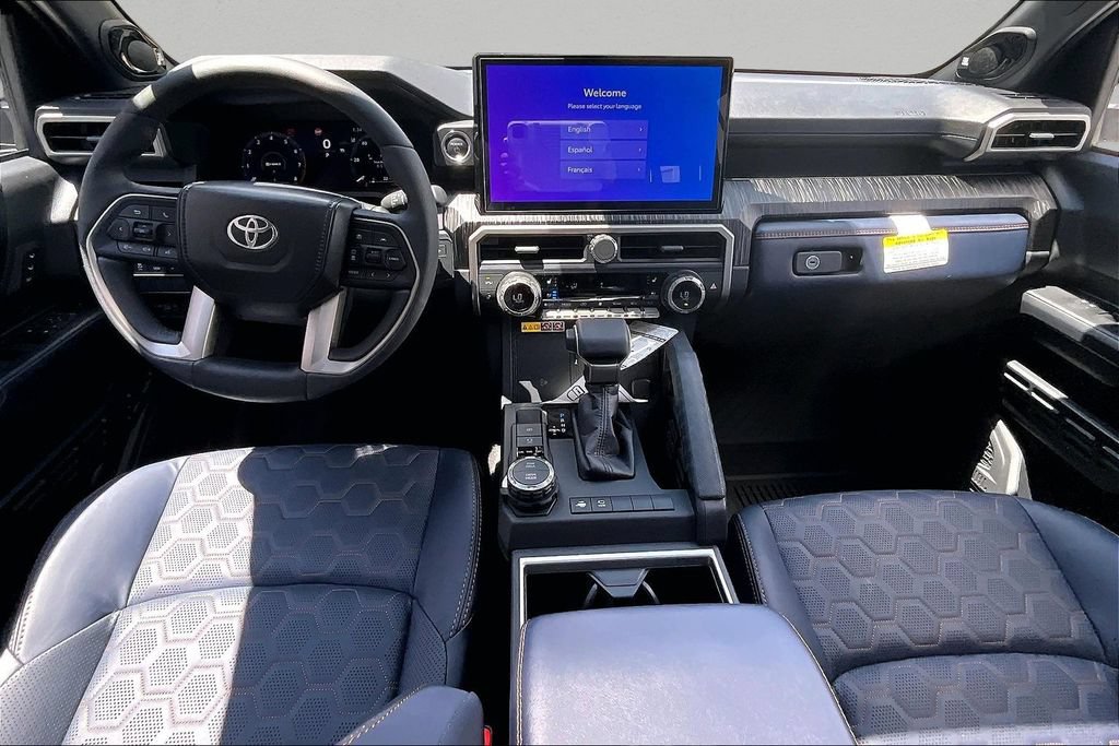 New 2026 Toyota 4Runner Platinum AWD/4WD image 4