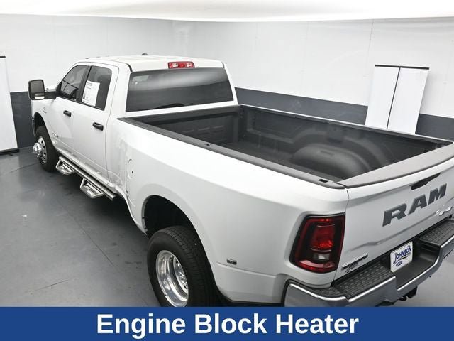 Used 2025 RAM 3500 Big Horn AWD/4WD image 23