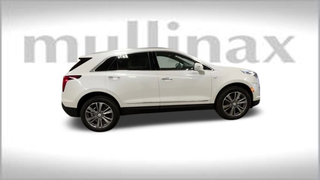 New 2025 Cadillac XT5 Premium Luxury w/ LPO, Floor Liner Package image 54