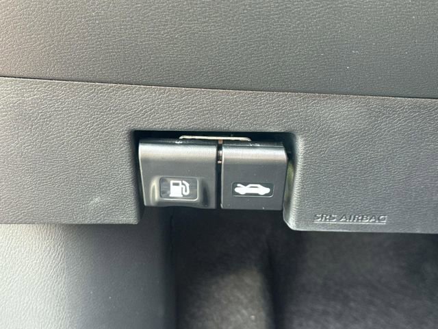 New 2025 Nissan Versa SV w/ Trunk Package image 25