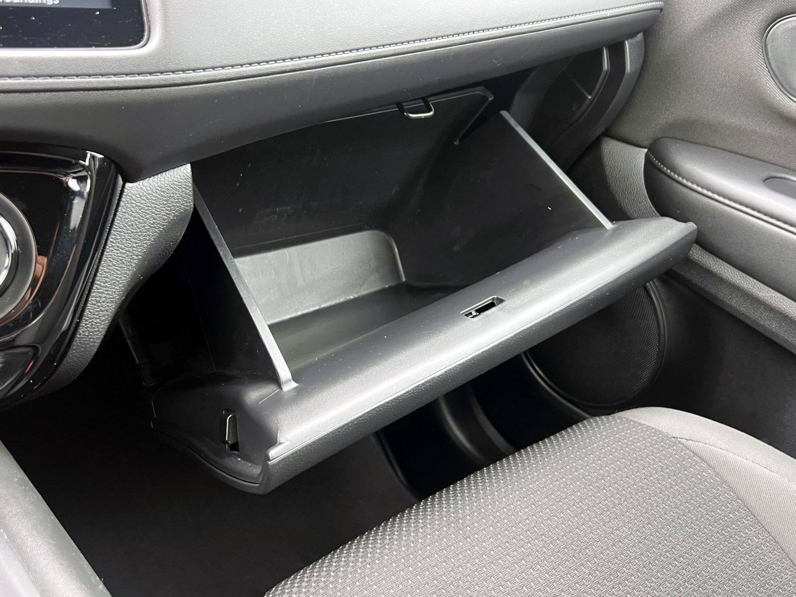Certified 2020 Honda HR-V Sport image 29